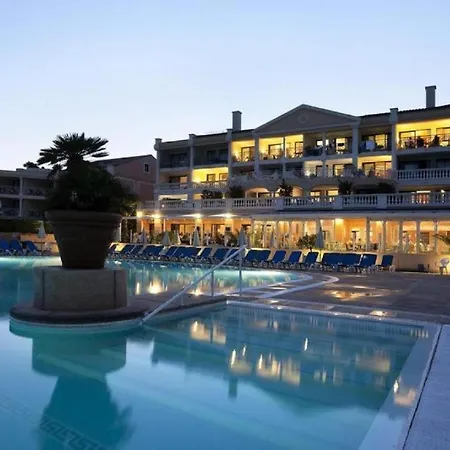 Vue Mer, Piscine De Ouf Votre Oasis A 칸느